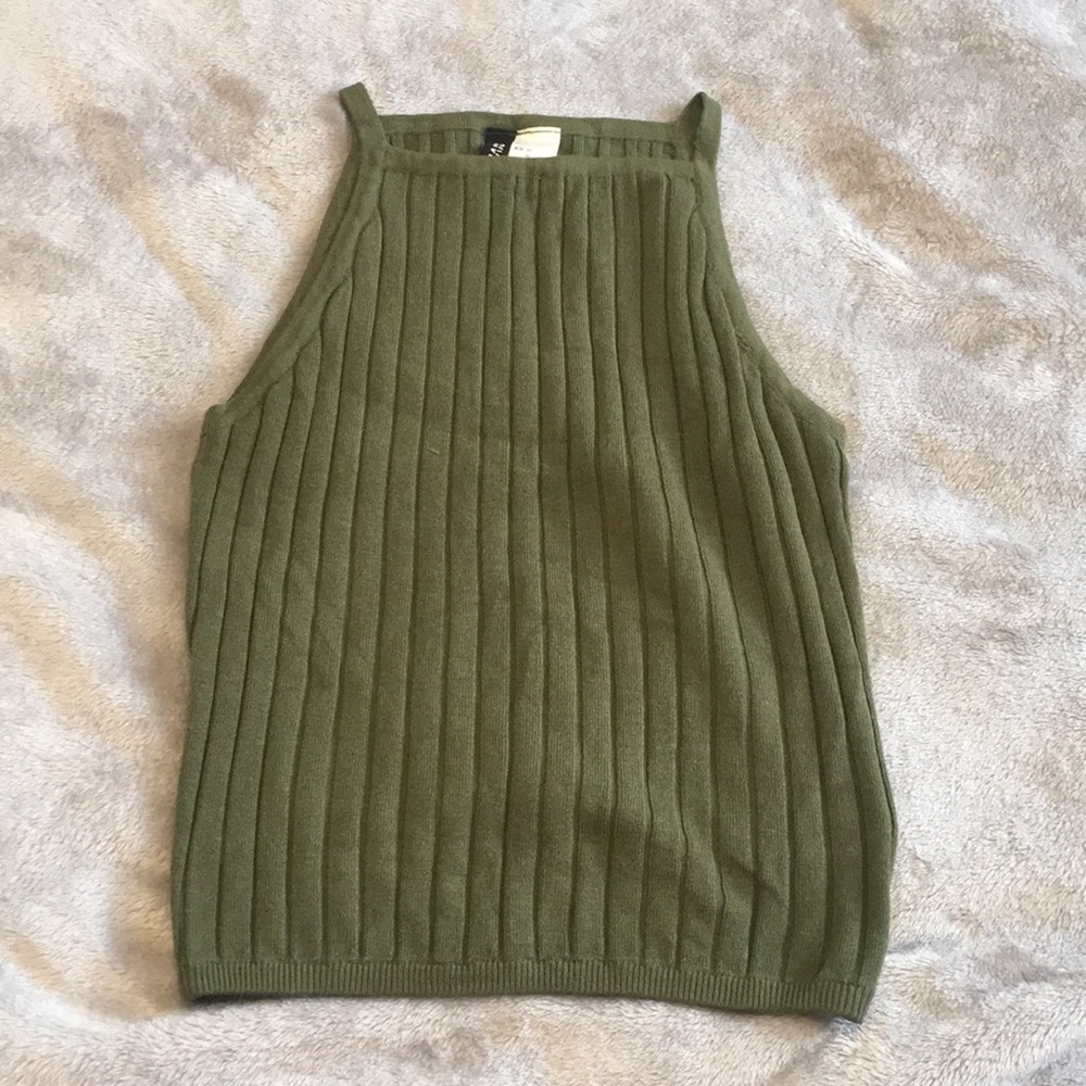 Military green sleeveless crop top